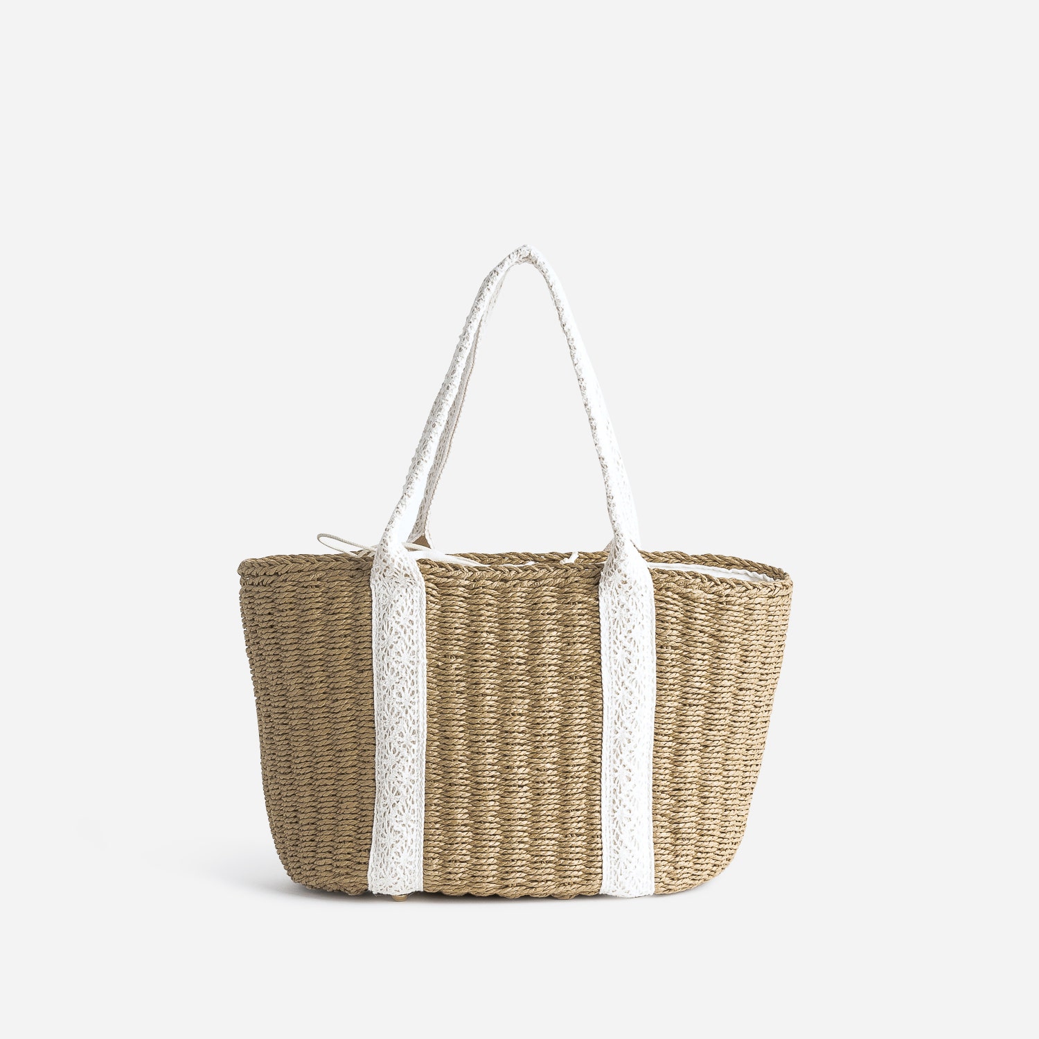 Panier beige en paille à anses écrues