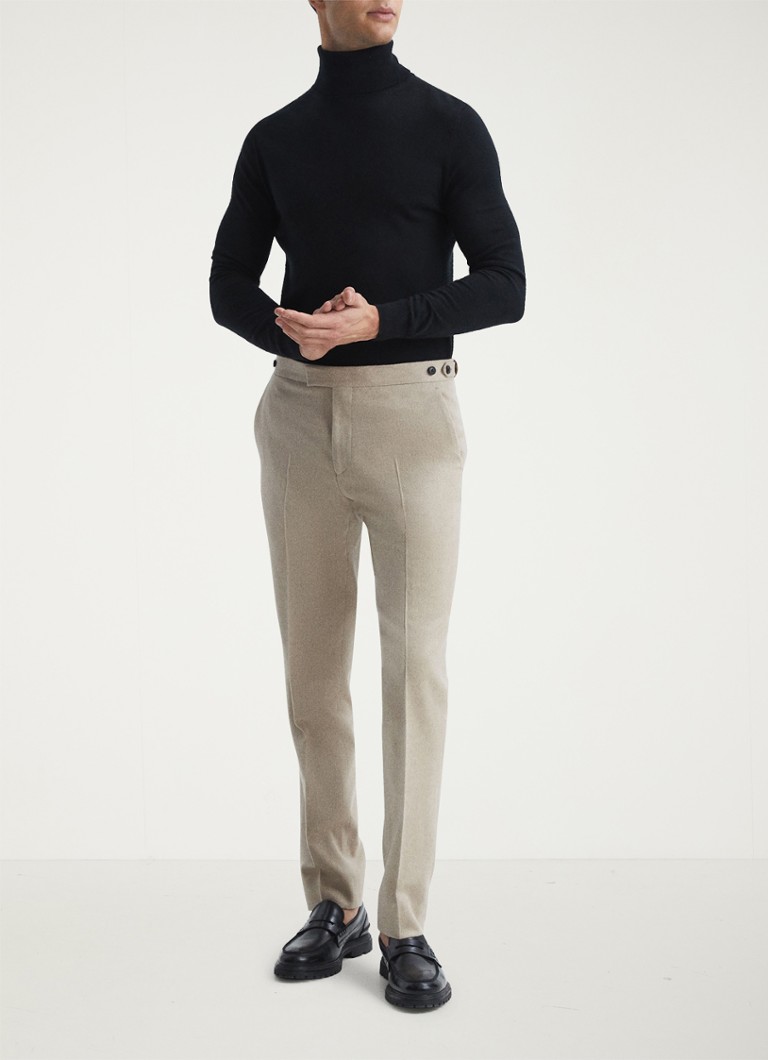 Reiss Caine fine-knit turtleneck sweater made of merino wool