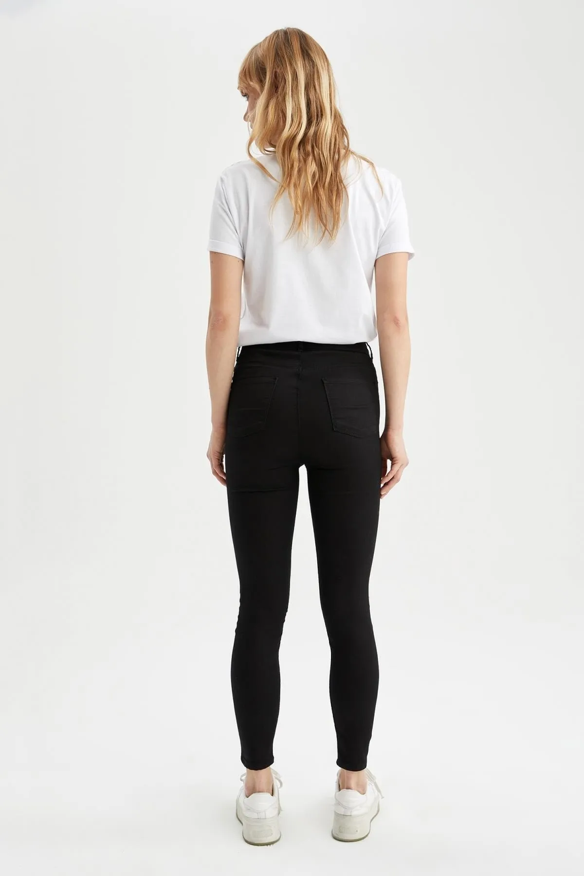 DeFacto  Jeanshose im Super Skinny Fit X0800az22sp