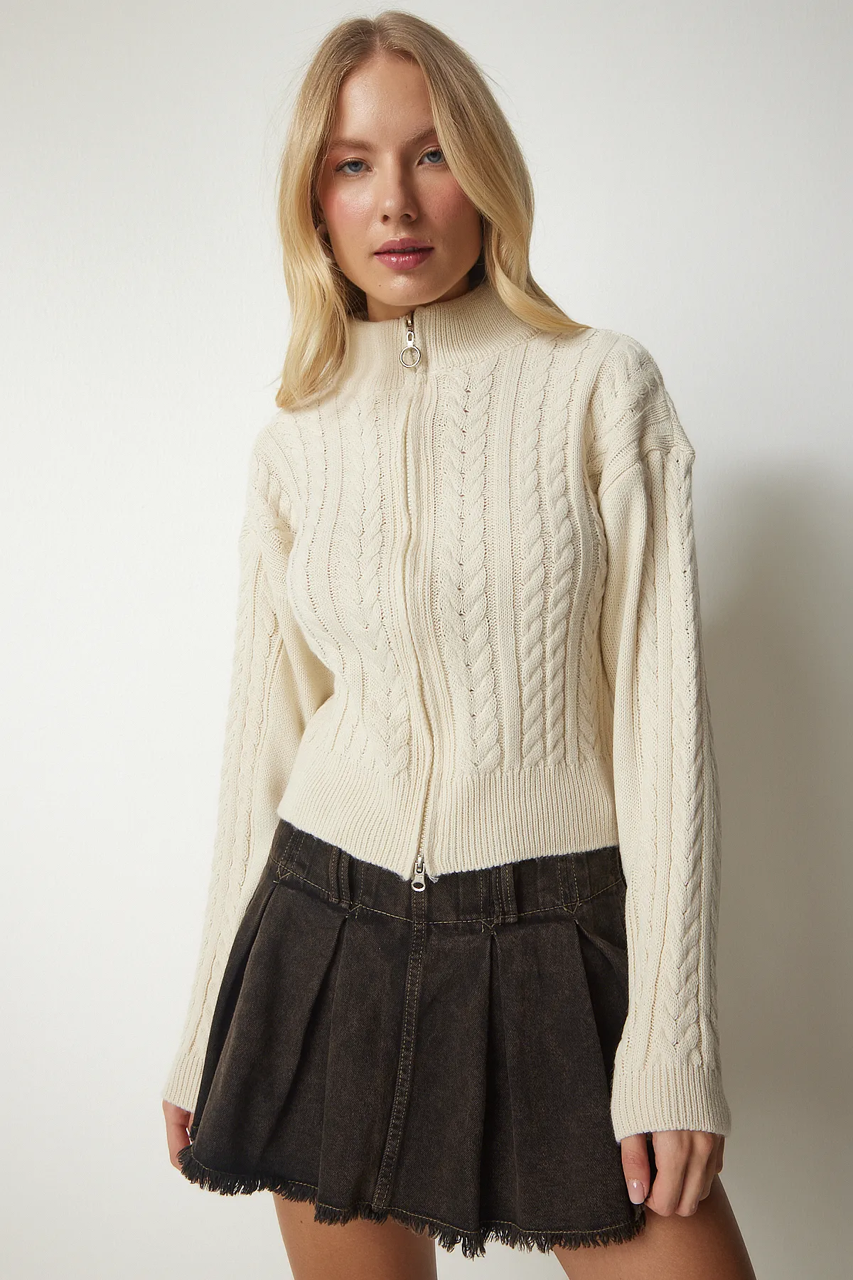 Happiness İstanbul  Strickjacke - Beige - Regular Fit