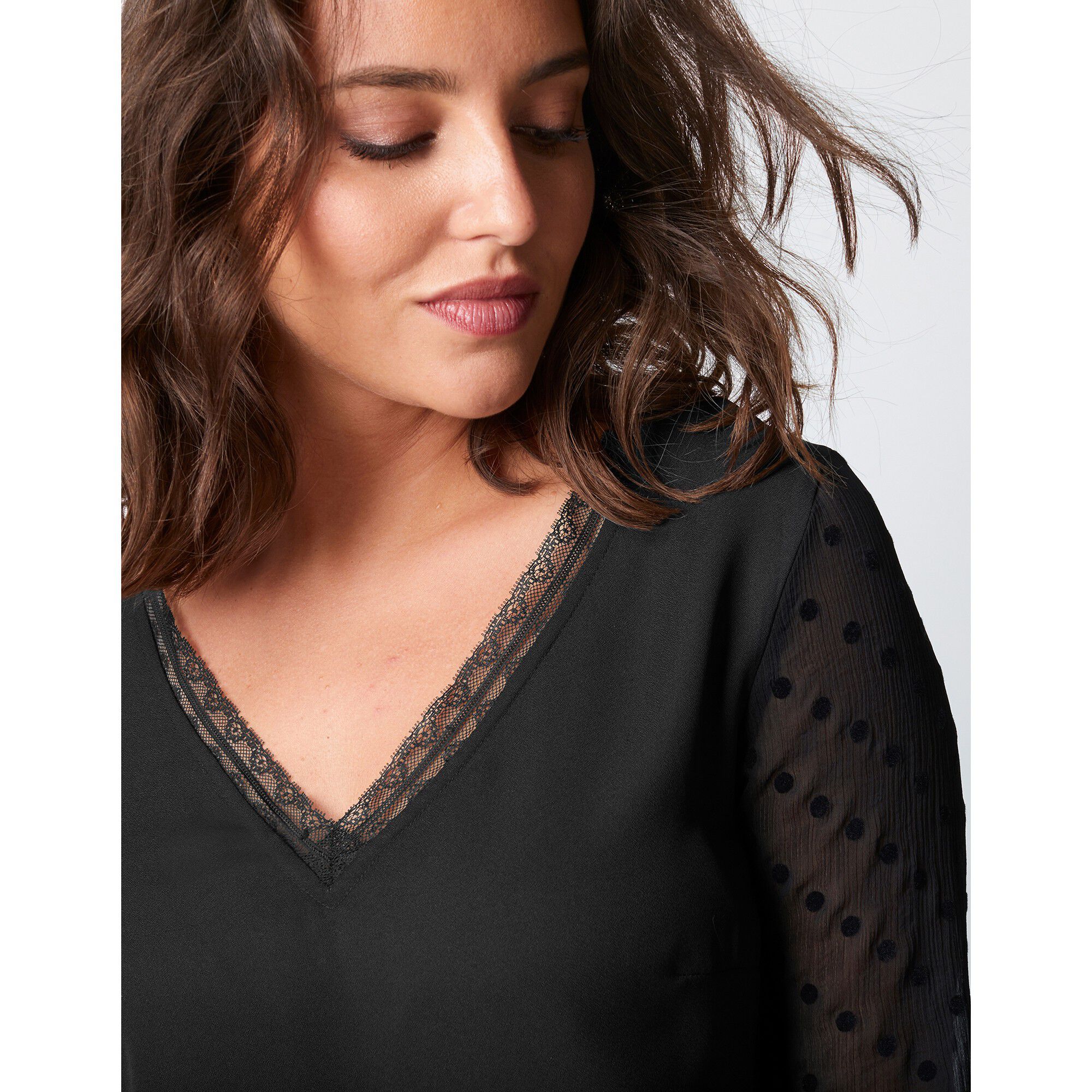 Robe housse manches plumetis