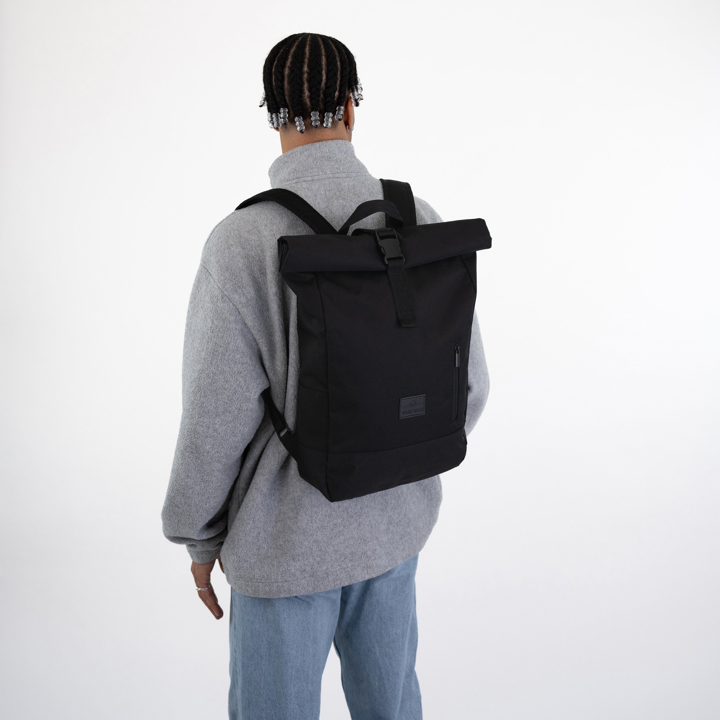 Johnny Urban Cityrucksack Robin Medium, Rolltop Damen Herren, Laptop Fach, Wasserabweisend