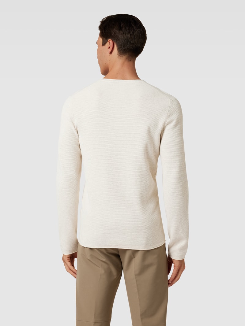 Strickpullover mit Rundhalsausschnitt in offwhite meliert
