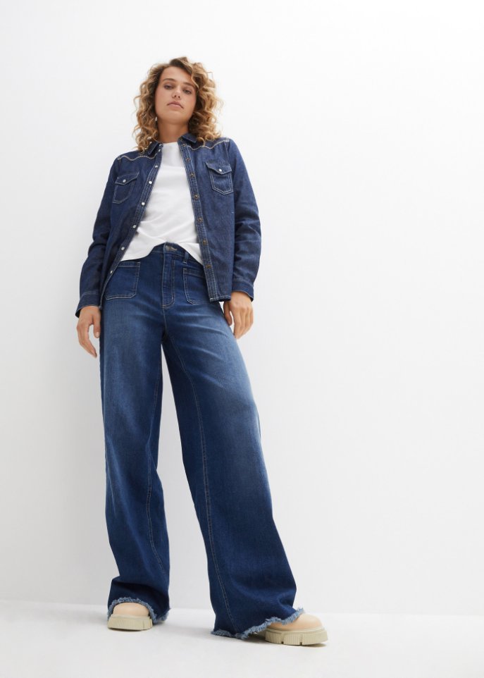 Jeansbluse mit Stickerei