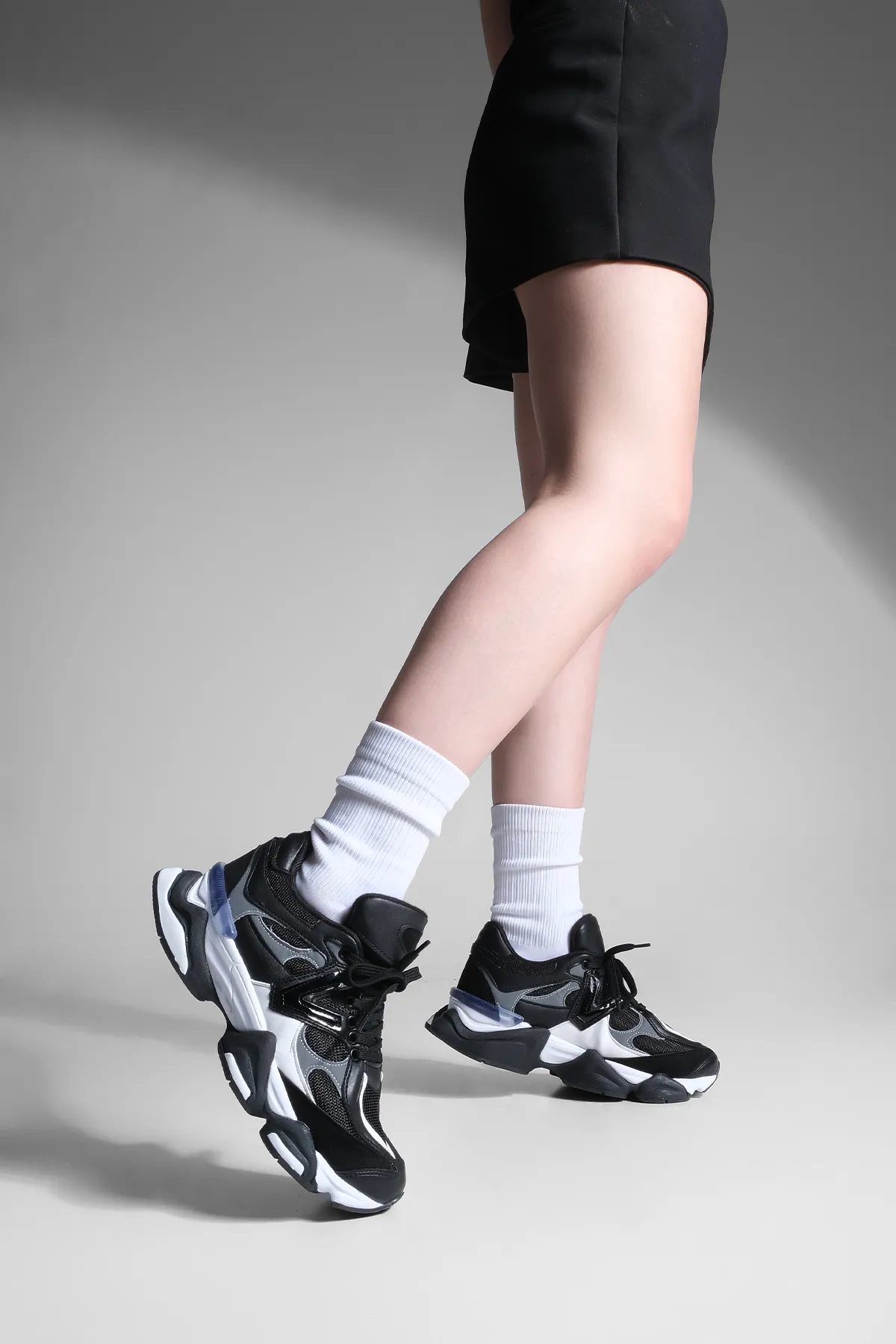 Marjin  Sneaker - Schwarz - Flacher Absatz