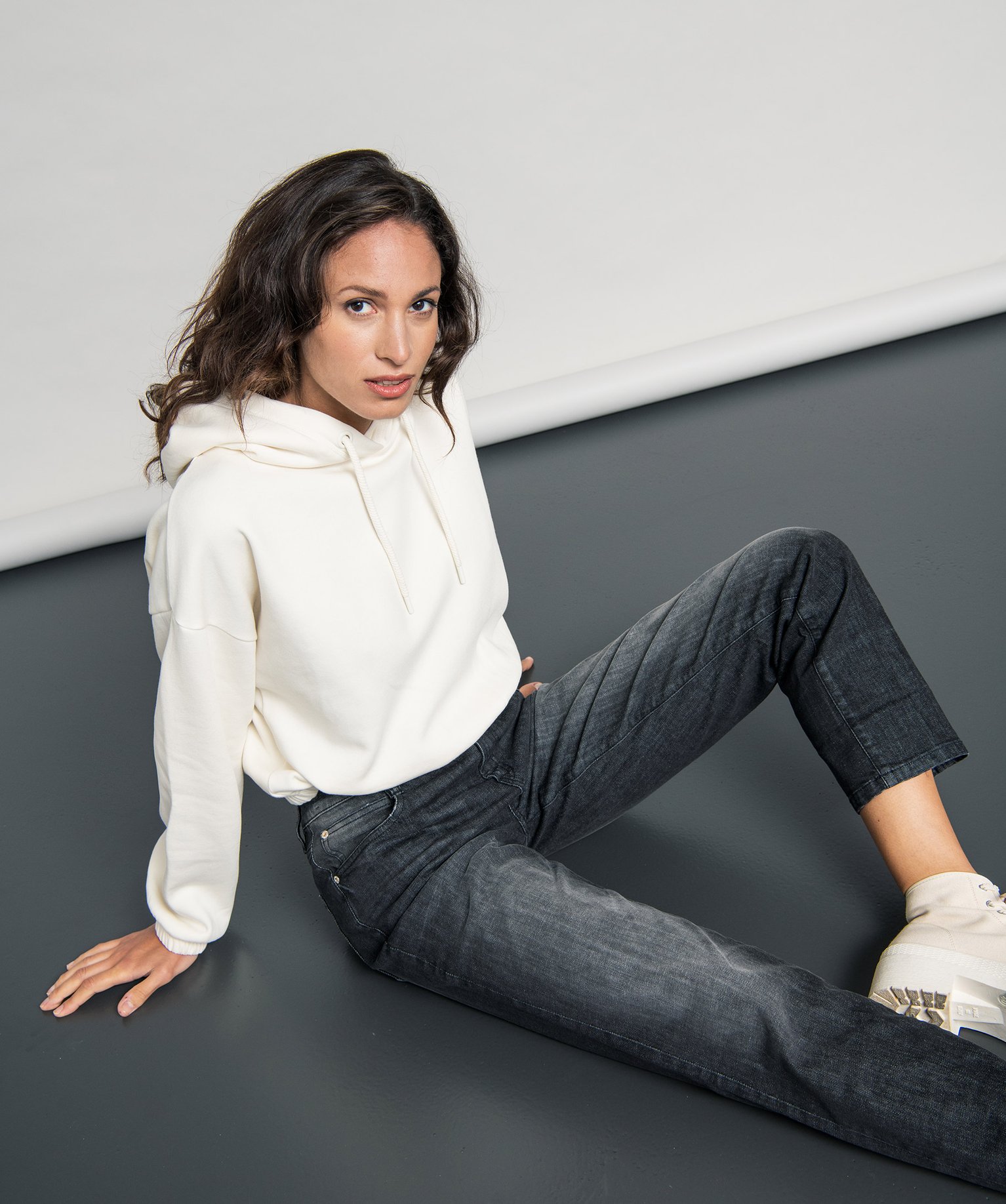 Sweat femme court à capuche ecru | GEMO