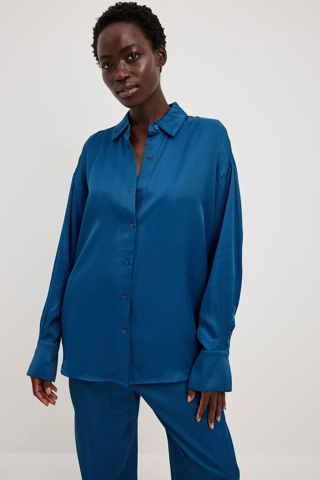 Fließende Hemdbluse aus Viskose