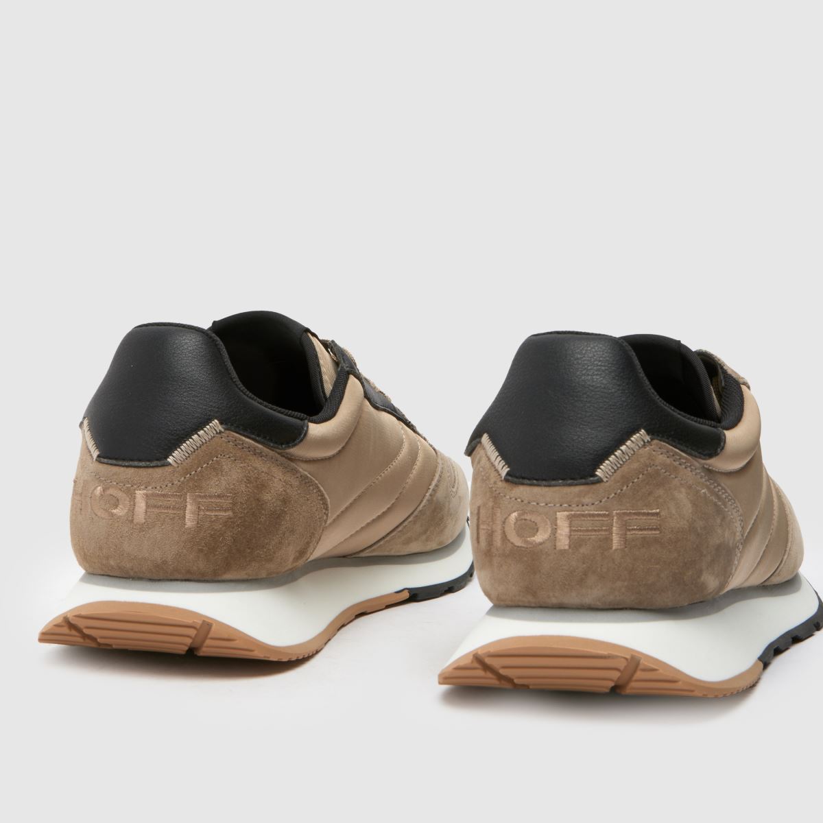 HOFF – Beige ambracia-sneakers med friidrottsmönster