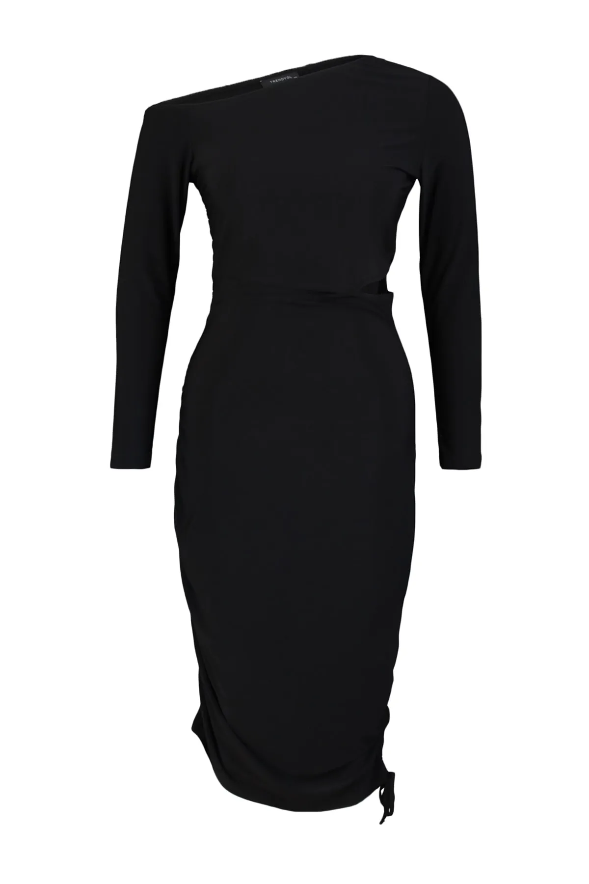 Trendyol Curve  Schwarzes Strickkleid mit asymmetrischem Kragenausschnitt, detaillierten seitlichen Raffungen TBBAW23AH00049