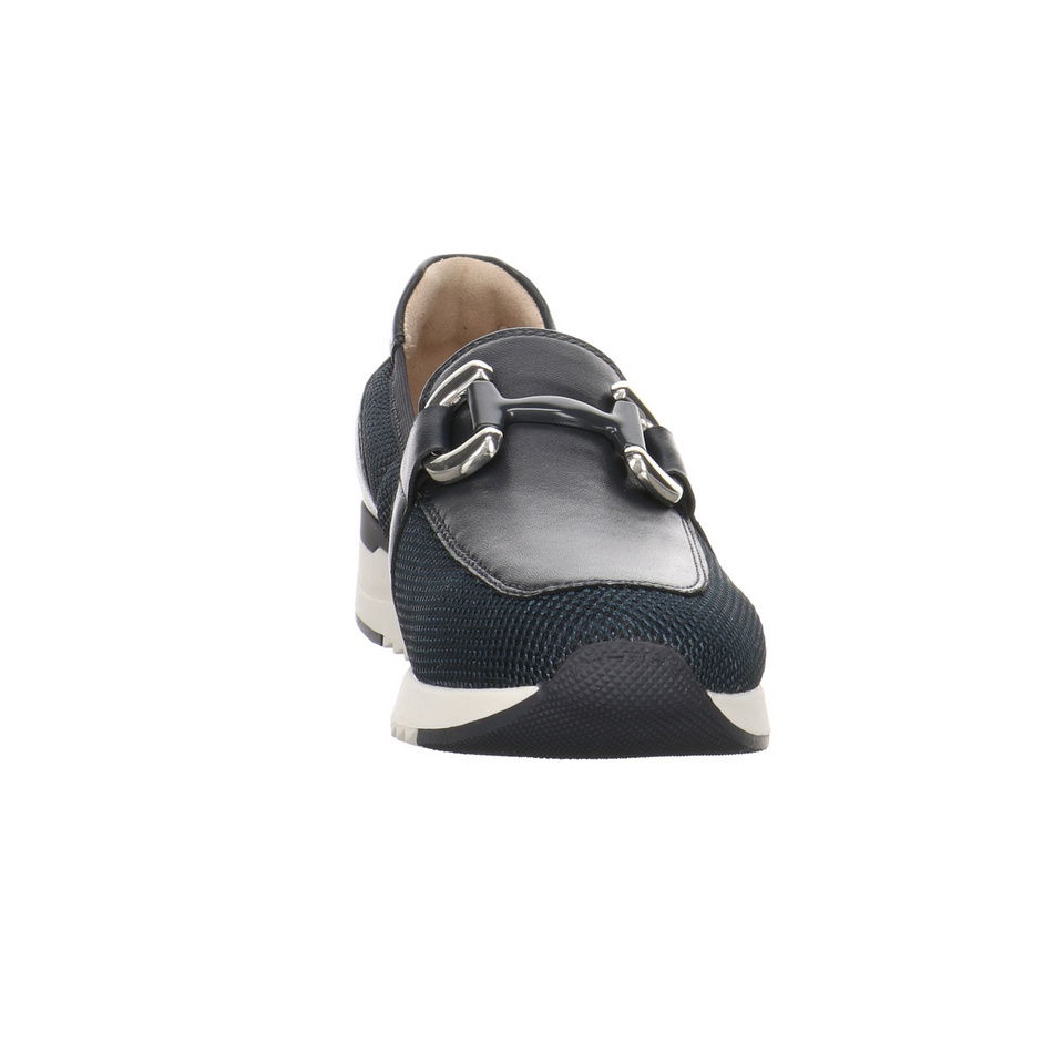 Caprice Slipper