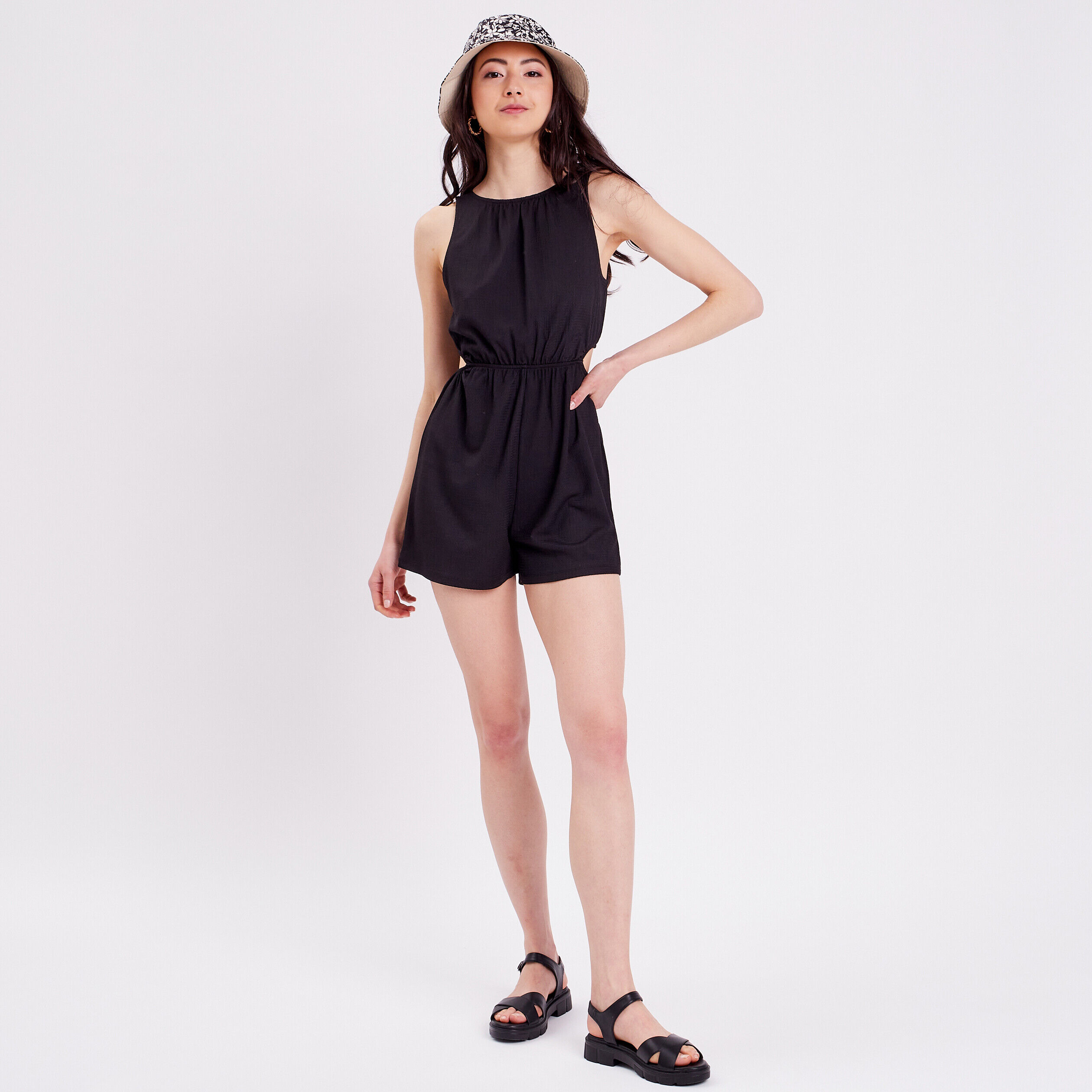Combishort fluide ouvertures noir femme | Cache Cache
