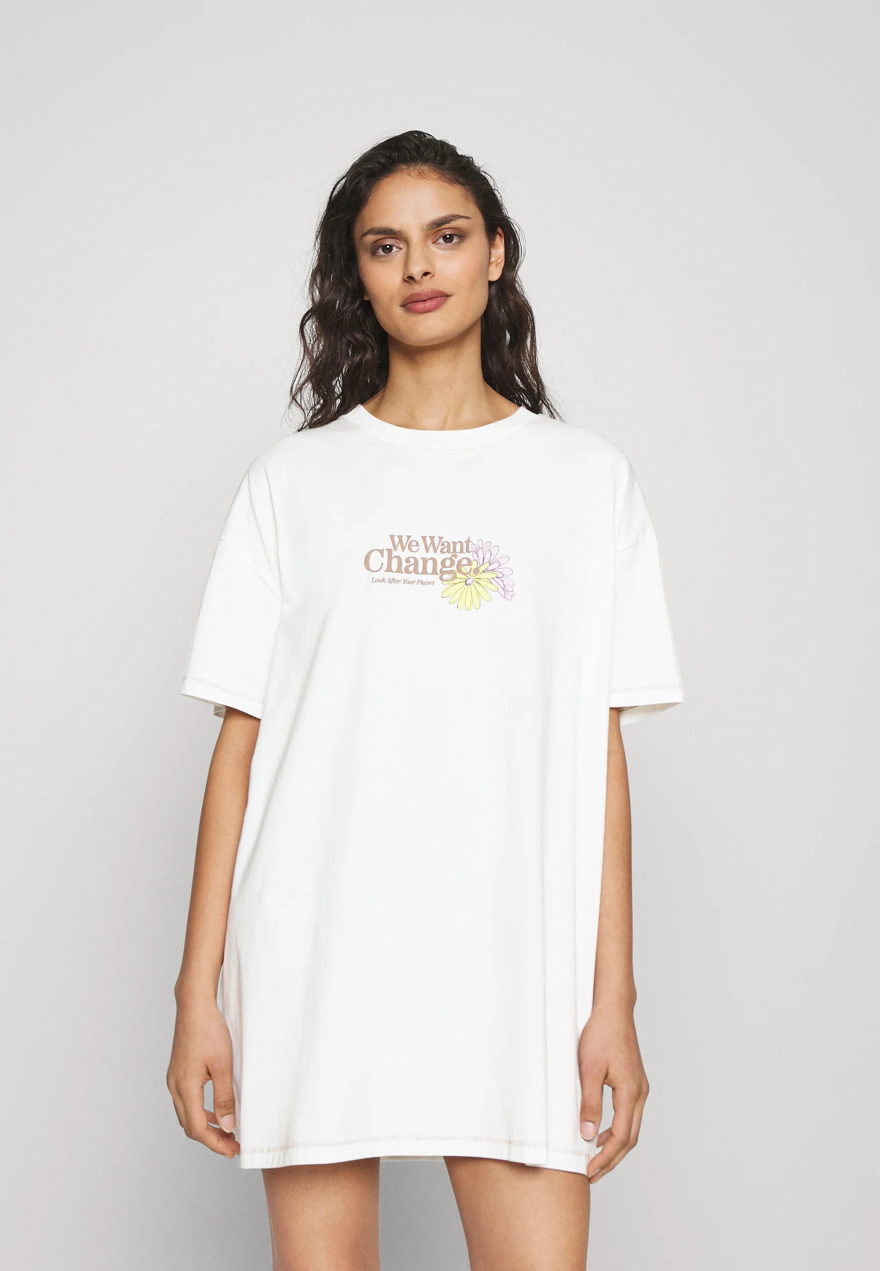 Camisón de algodón sobre el cuerpo