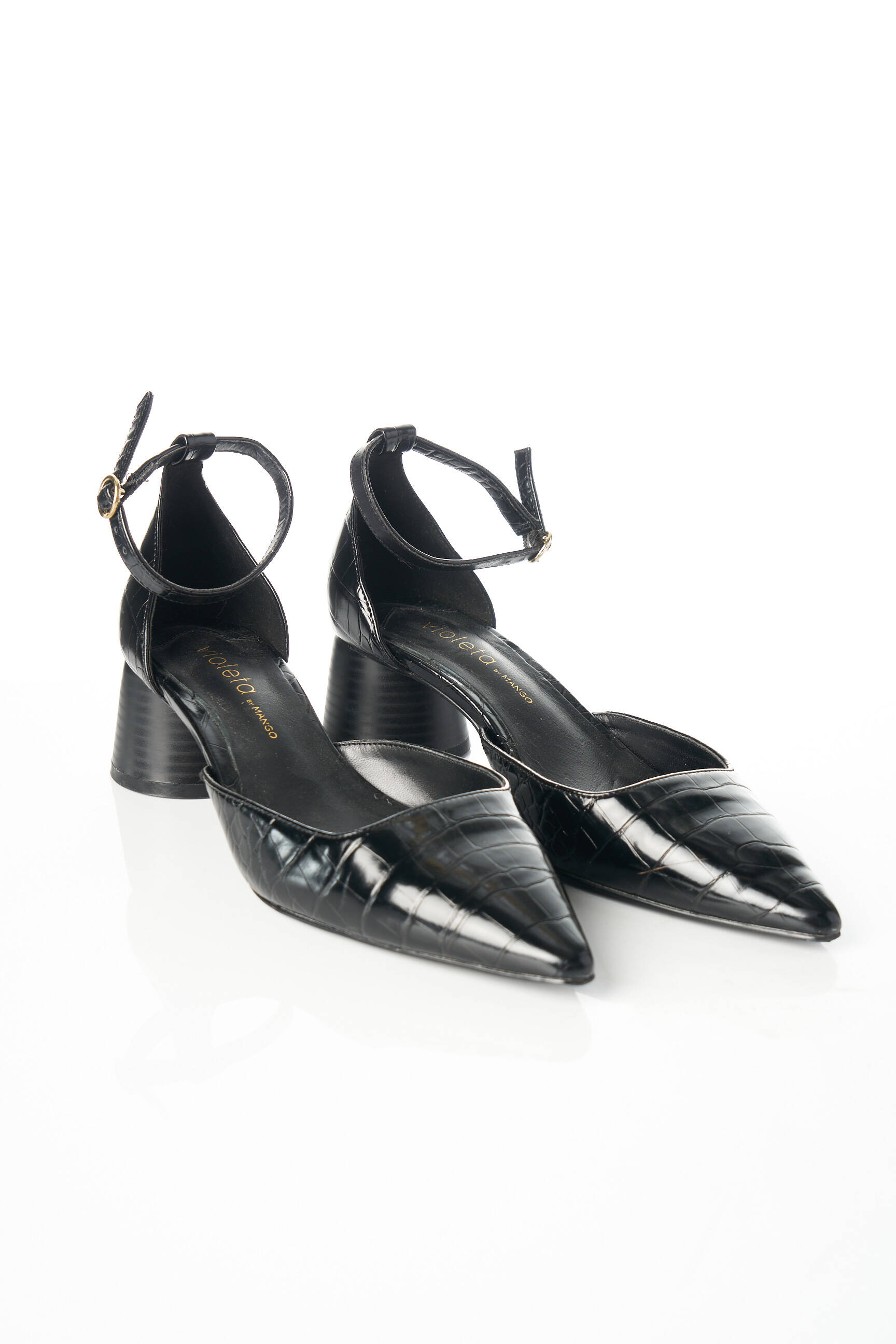Violeta By Mango Sandales Nu Pieds Femme couleur noir