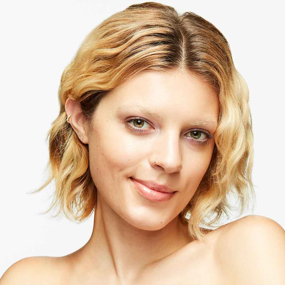Mac Feuchtigkeitspflege Strobe Dewy Skin Tint