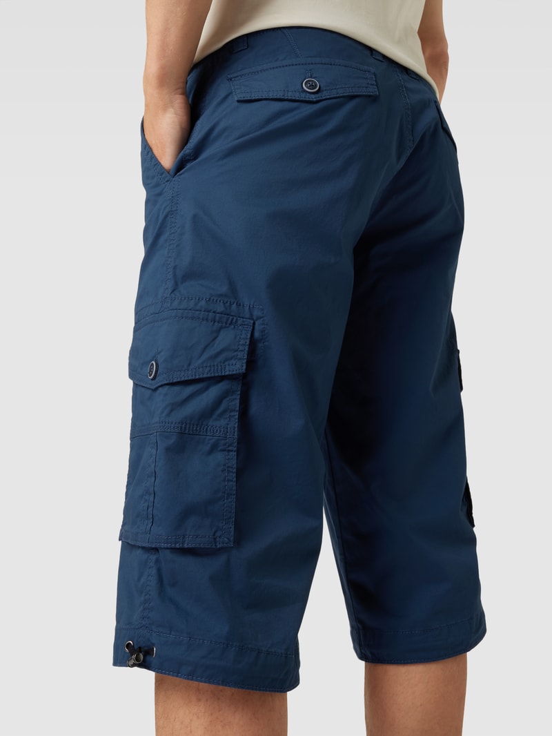 Caprihose mit Eingrifftaschen in blau