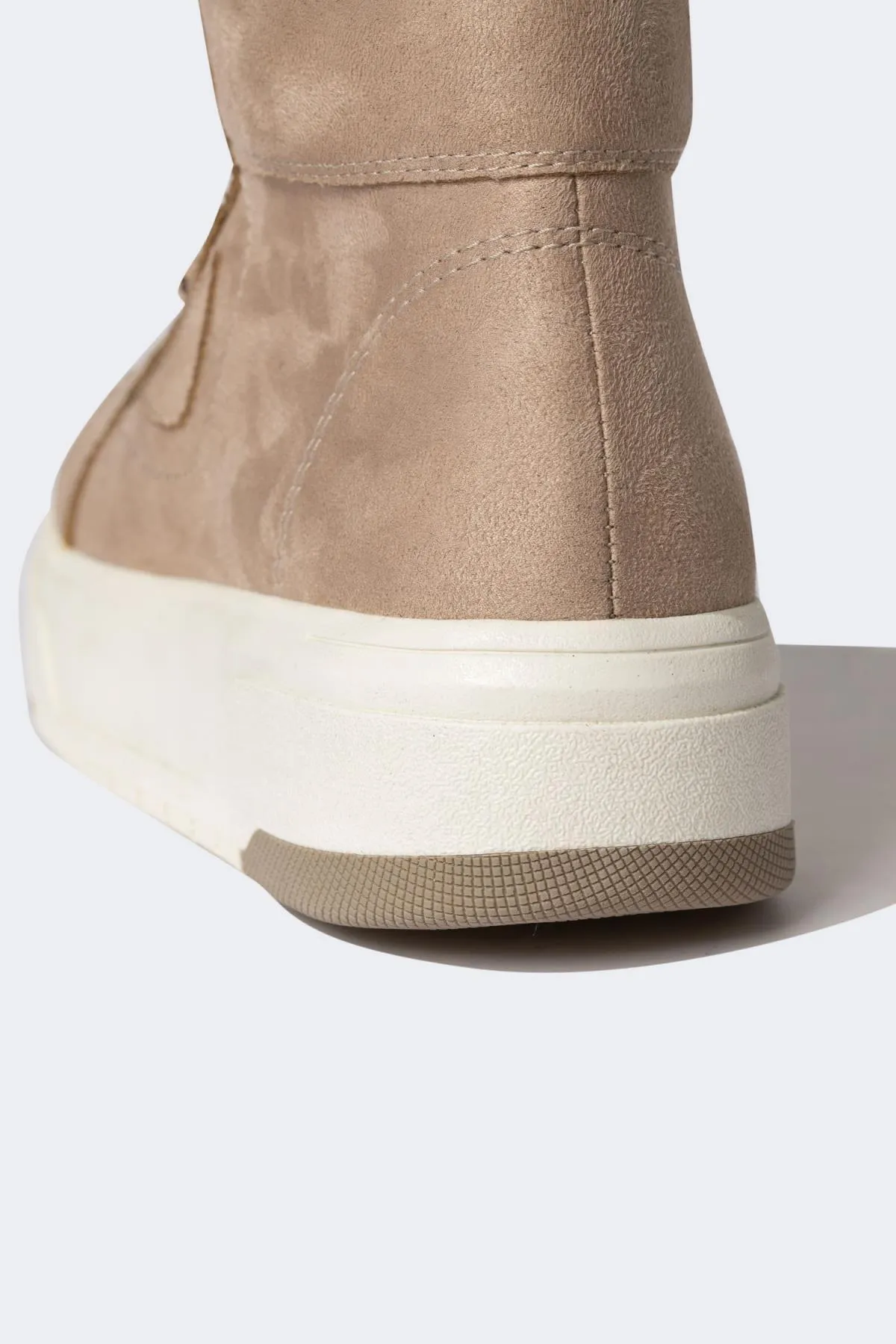 DeFacto  Damen-Winterstiefel aus Kunstleder mit dicker Sohle