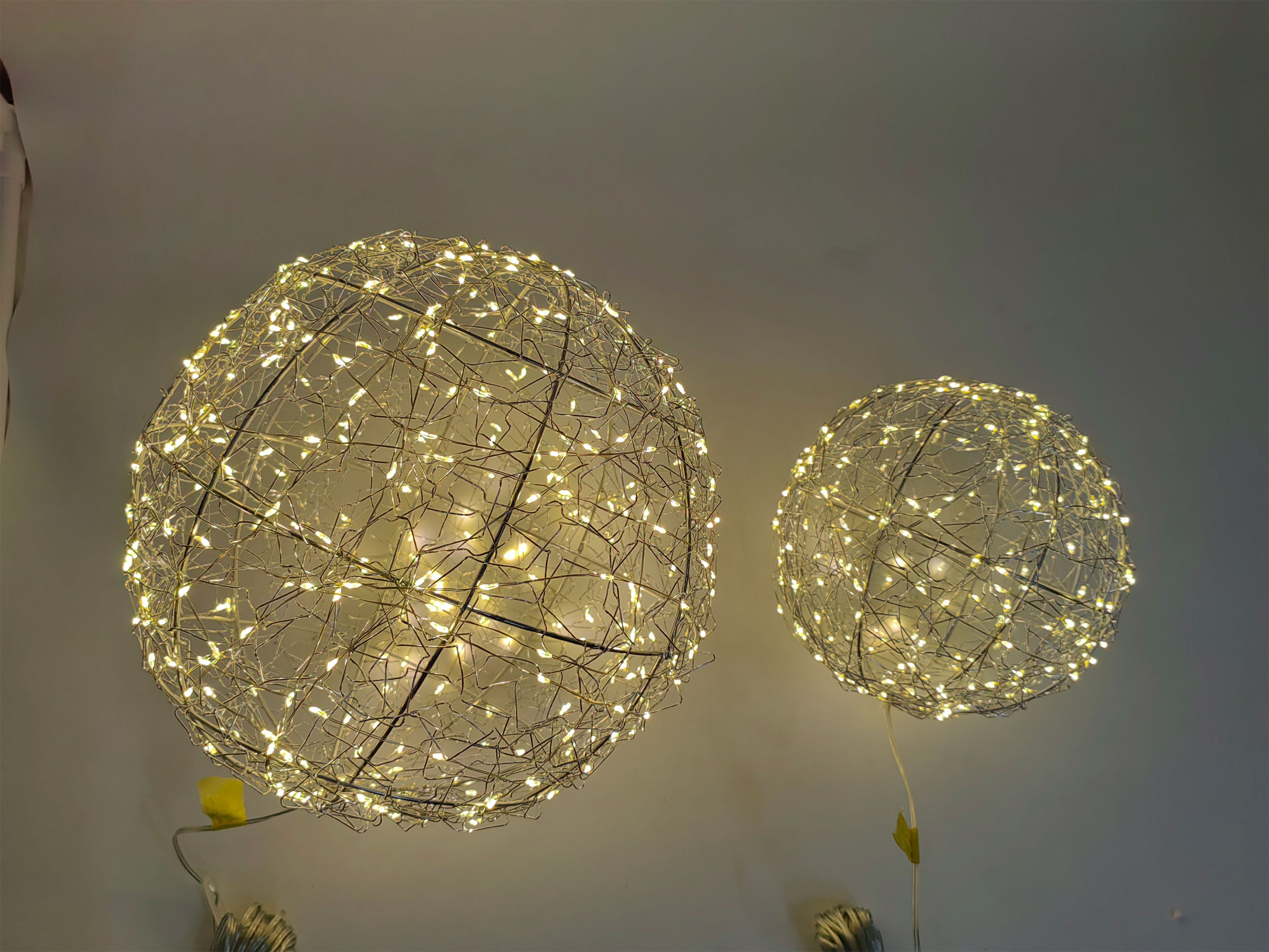 LED - KUGELLEUCHTE