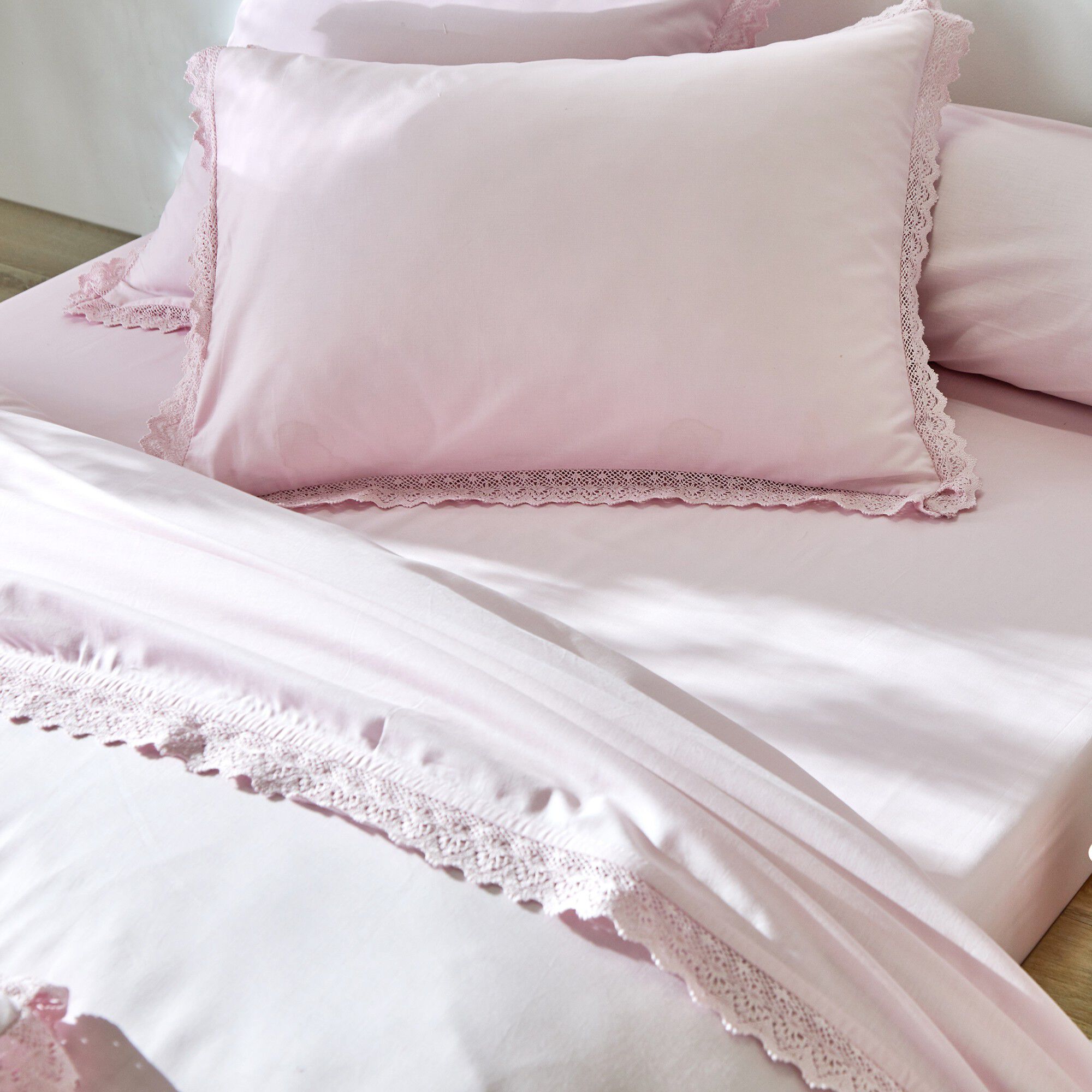 Linge de lit uni dentelle coton