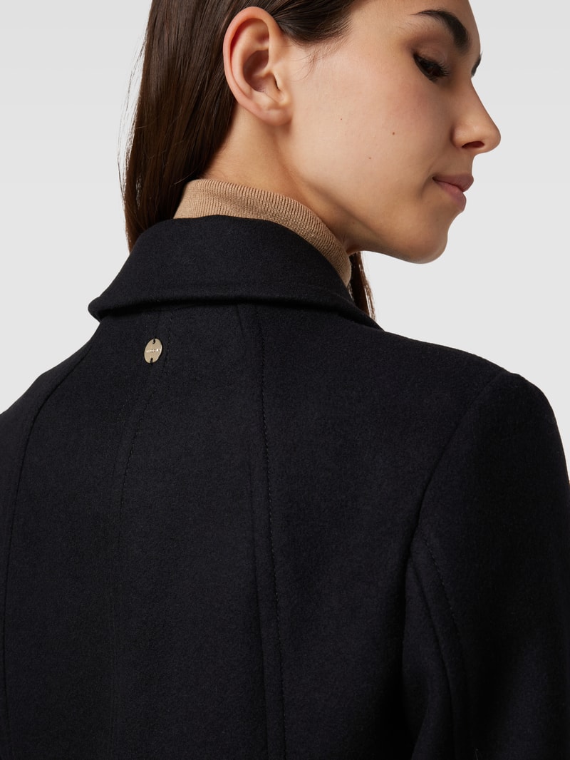 Mantel mit Label-Details in schwarz