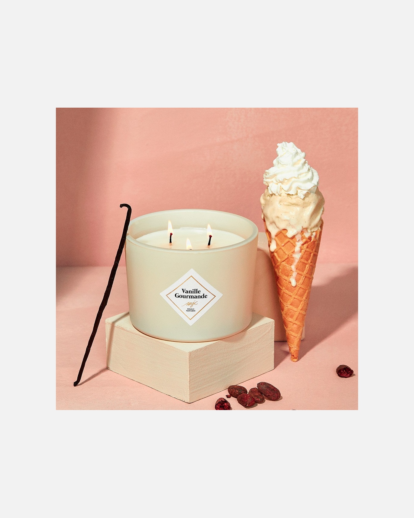 MY JOLIE CANDLE Gurmanska svijeća s mirisom vanilije