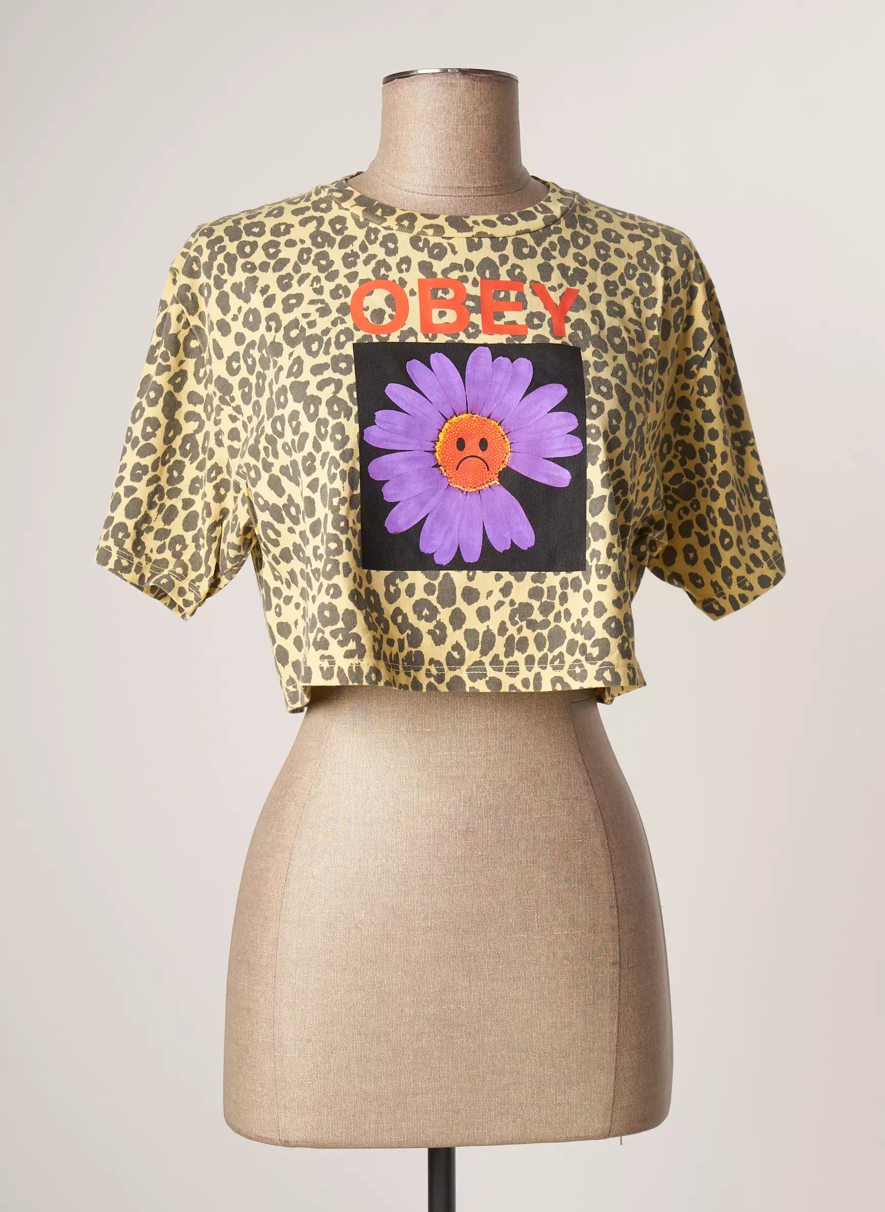 Obey Tshirts Femme couleur beige