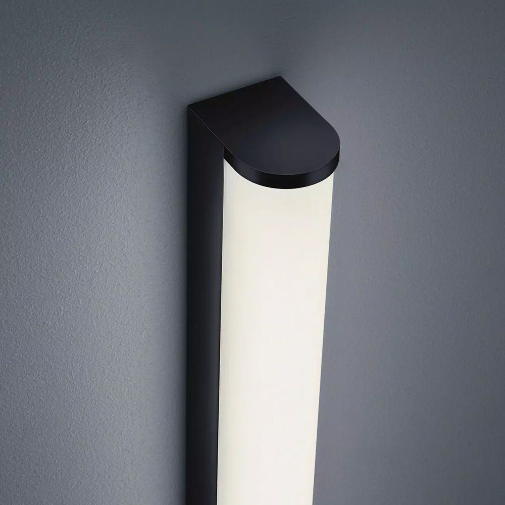 Helestra Spiegelleuchte PONTO mattschwarz 120cm