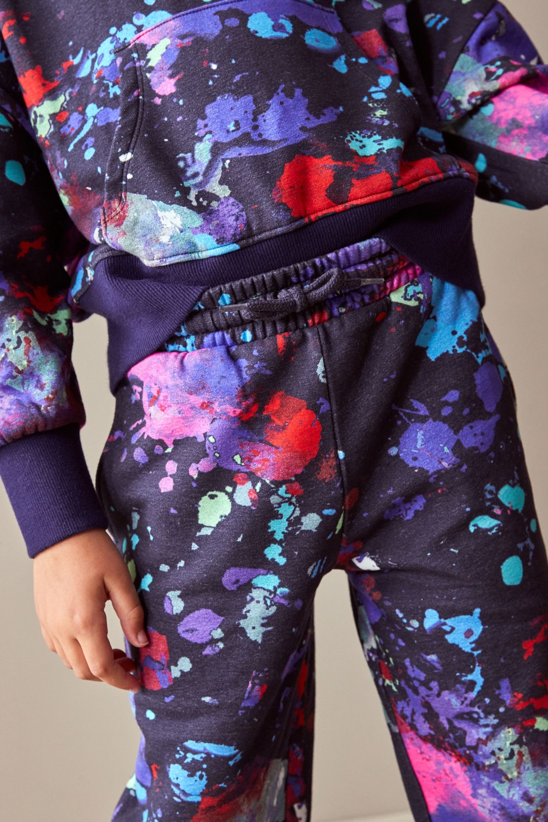 Next Jogginghose Oversized Fit Jogginghose im Stil der 90er-Jahre (1-tlg)