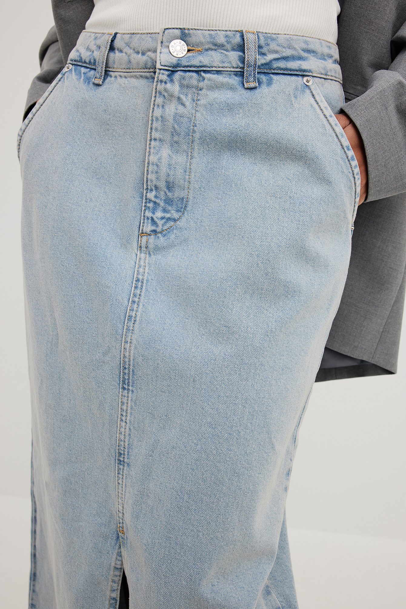 Jeans-Maxirock mit Schlitzdetail