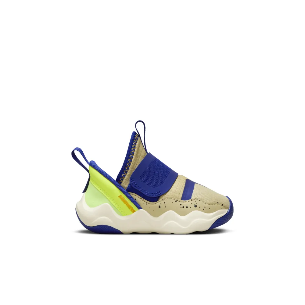 NIKE JORDAN 23 7 DZ6331-700 / braun