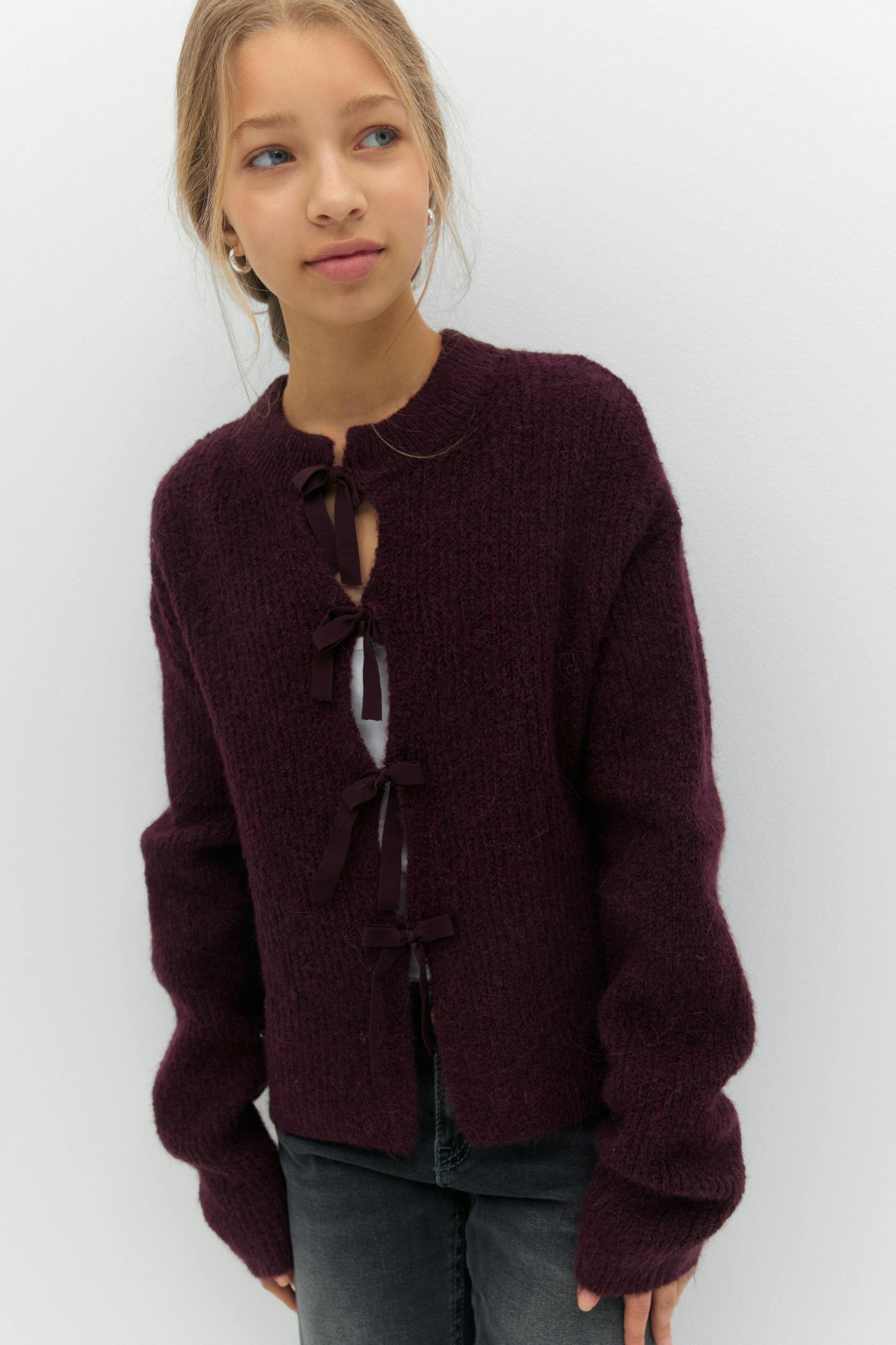 Y bow cardigan