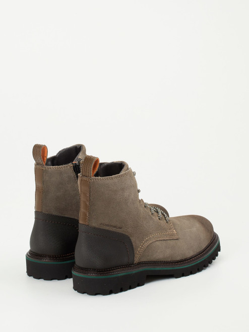 Boots-48012490019 Ambitious