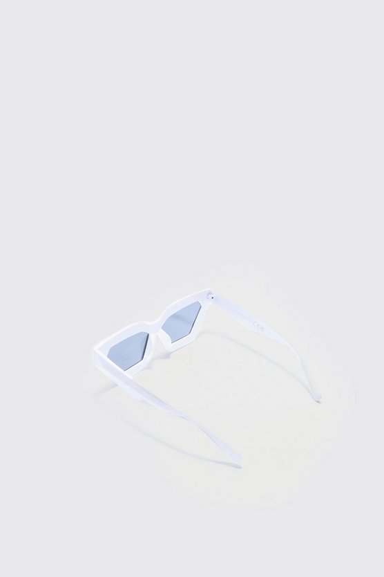 Klobige Plastik Sonnenbrille in Weiß