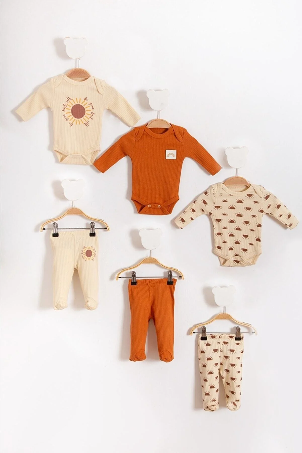 Bubito  3-teiliges Set aus Unter- und Oberteil für Babys aus gekämmter Baumwolle mit Sonnenmuster, verschiedene Farben