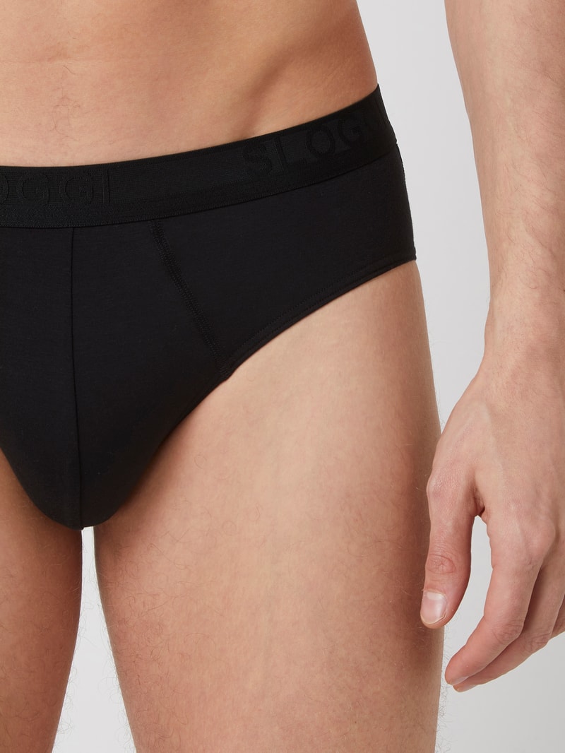 Slip mit Stretch-Anteil in schwarz