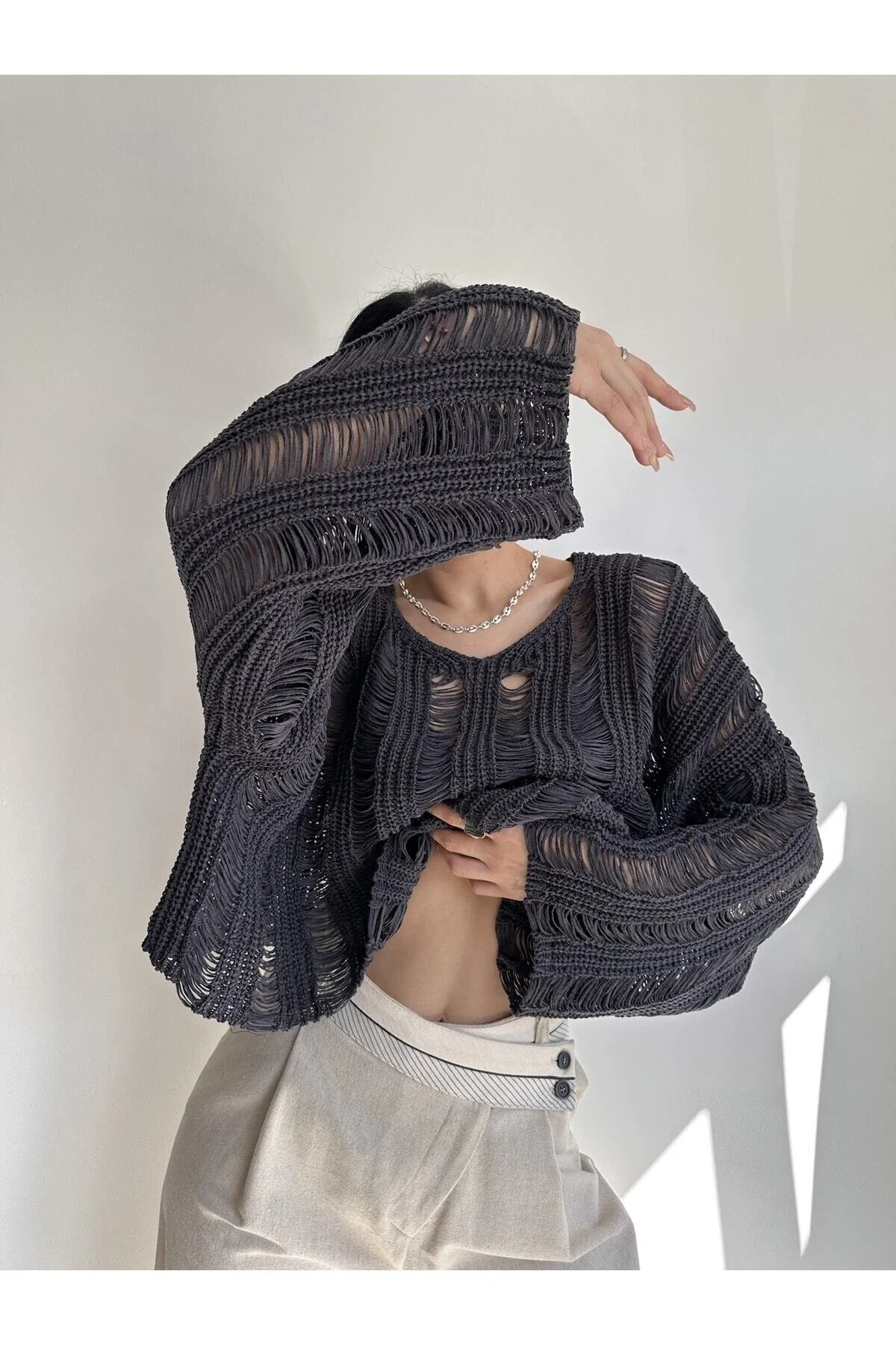 BOHEMAİ  Durchbrochenes geräuchertes Bio-Strick-Crop