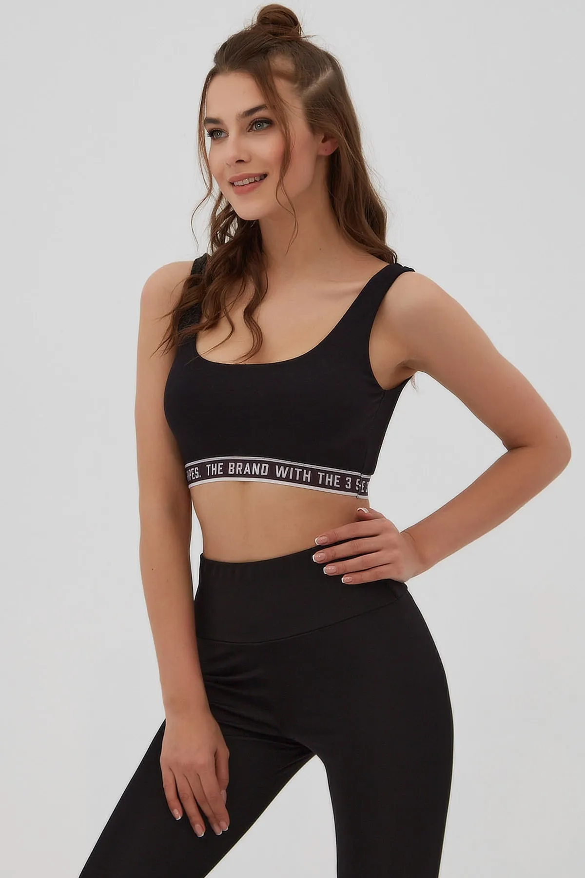 Pattaya  Gestreifter Sport-BH mit Text für Damen P21s201-2173