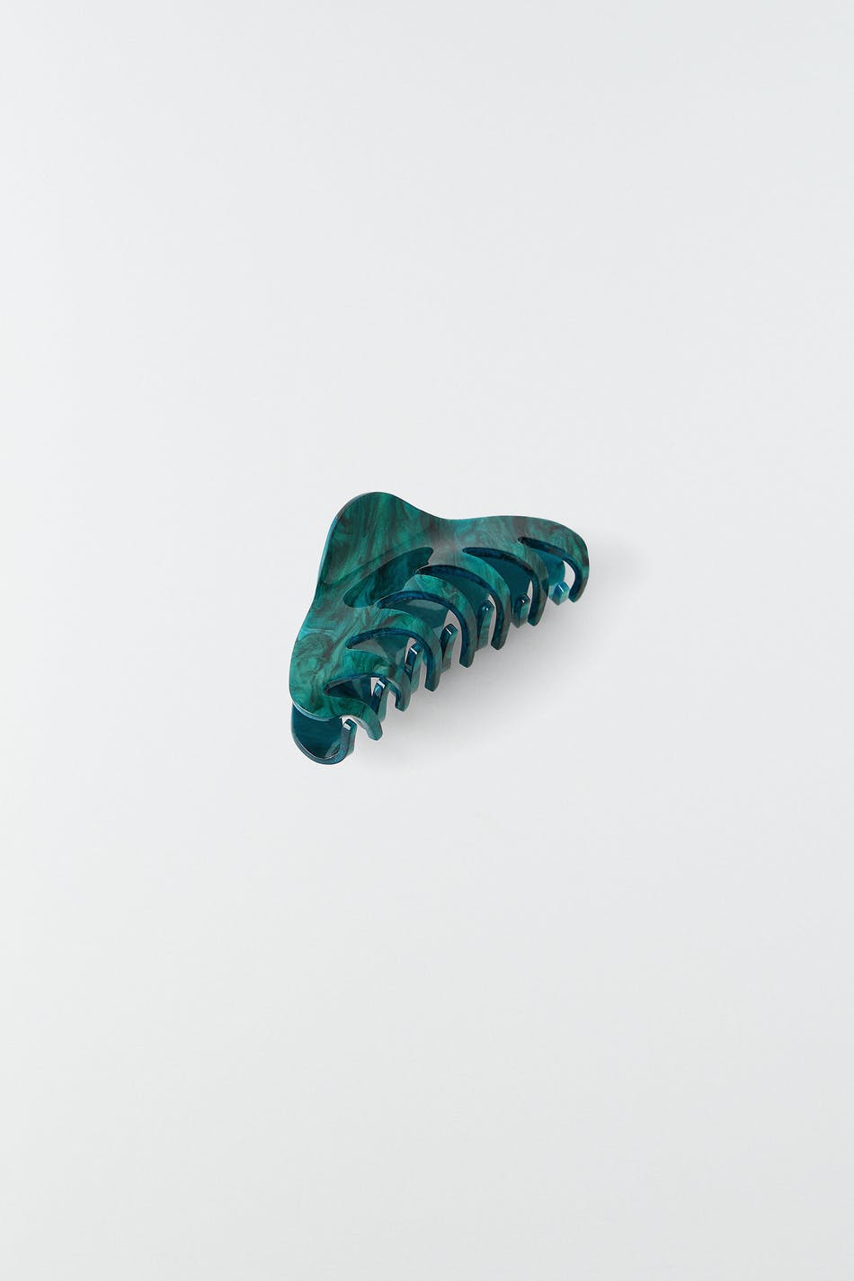 Medium hair clip