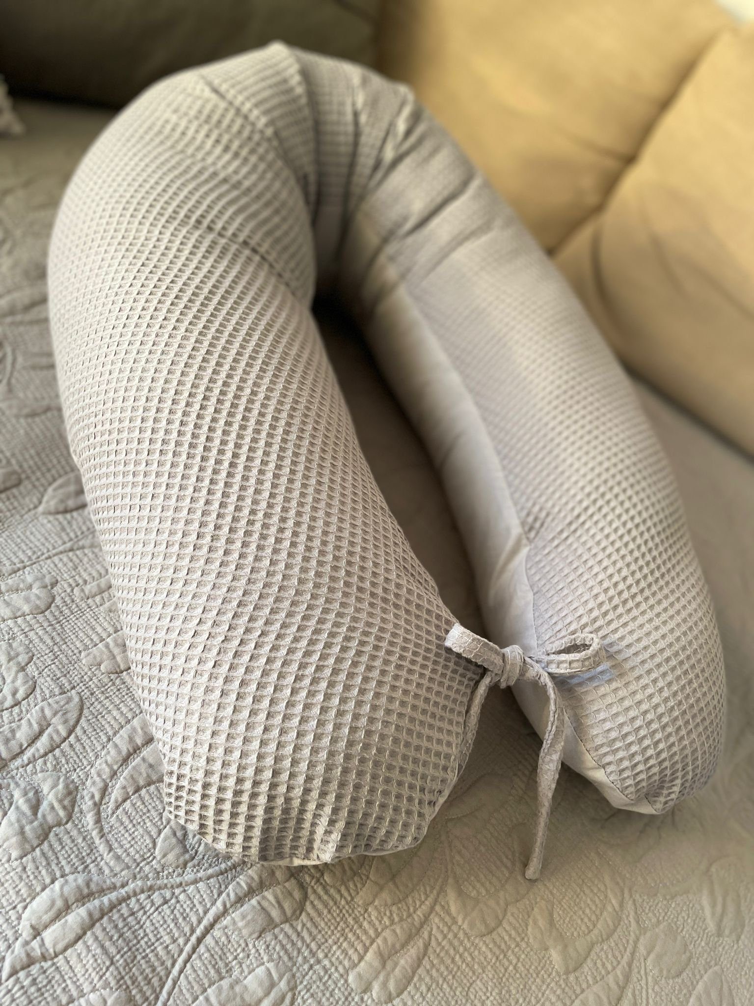 Loolay Stillkissen WAFFELPIQUE/ GLATT Baumwolle Schwangerschaftskissen Stillkissen +Bezug, Attmungsaktive Waffelstoff BEZUG - abnehmbar mit Reißverschluss!, PREMIUM Geschenk! XXL 170 cm Lagerungskissen Seitenschläferkissen, LOOLAY® - 100% Europäische