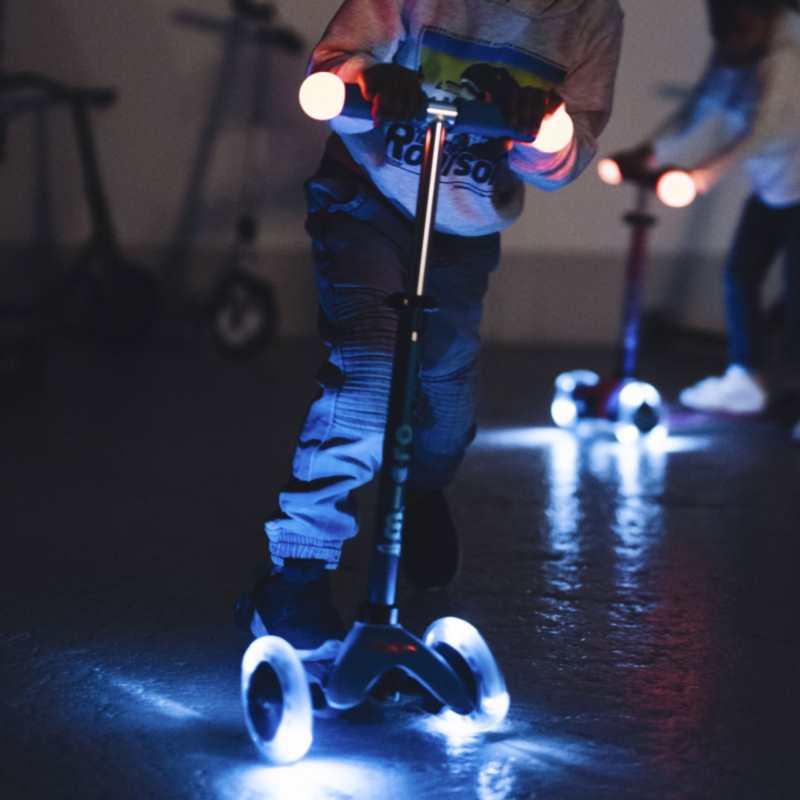 Trottinette 3 roues LED – Mini Micro Deluxe Magic