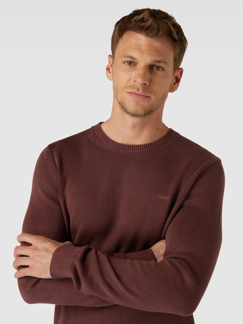 Strickpullover mit Label-Stitching in bordeaux rot