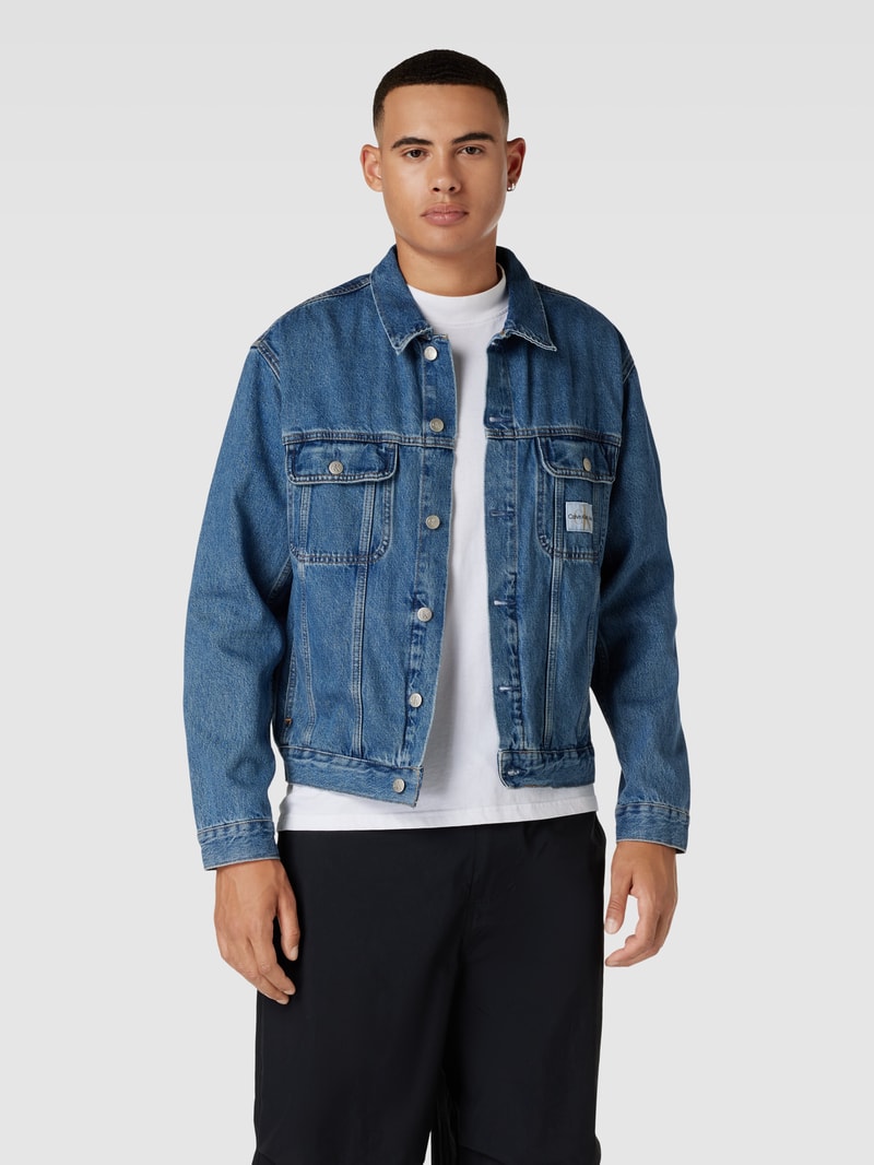 Jeansjacke mit Label-Patch in blau