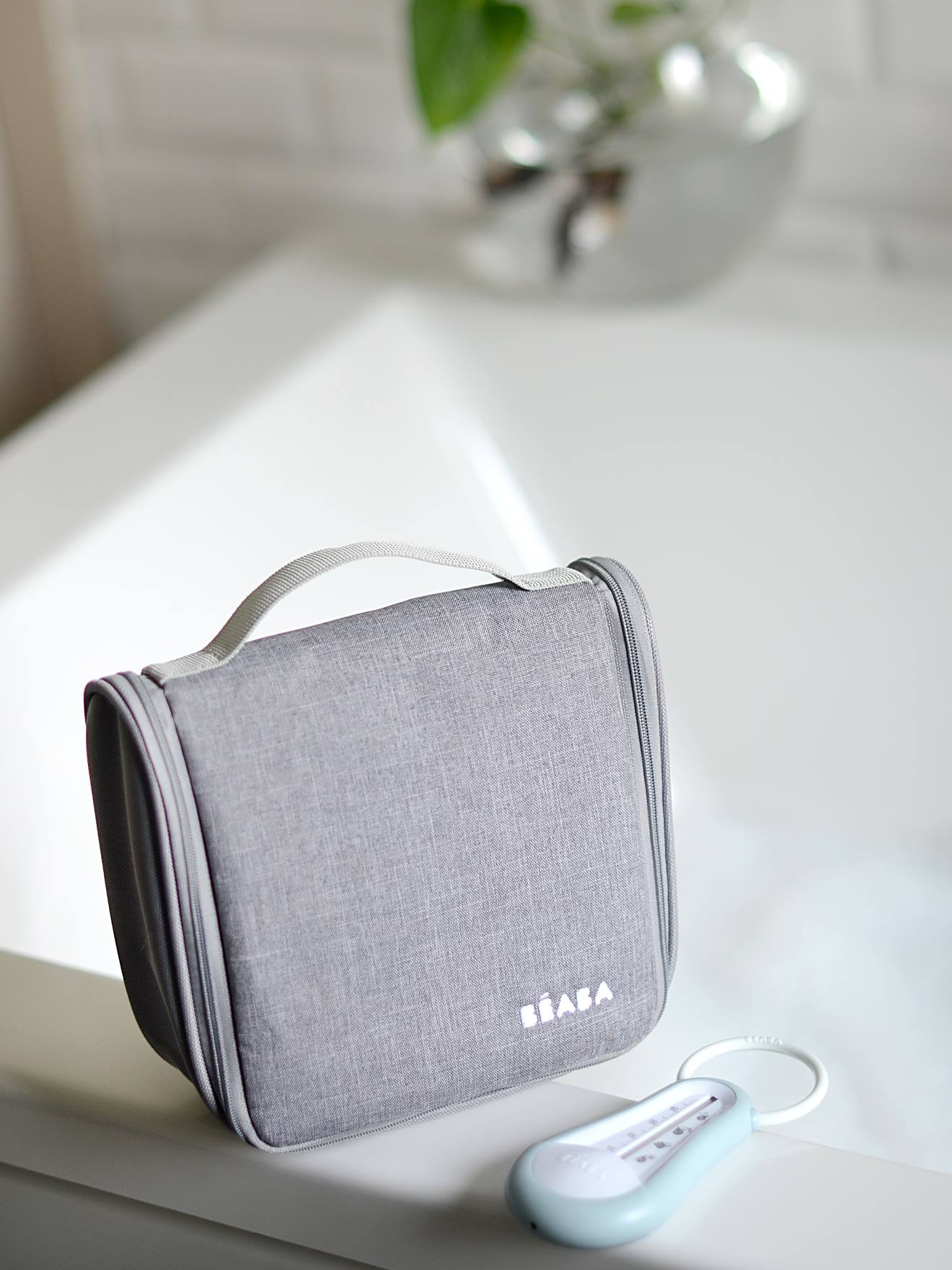 Trousse de toilette nomade 9 accessoires BEABA green blue