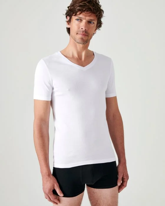 Lot de 2 tee-shirts Essential col V, manches courtes
