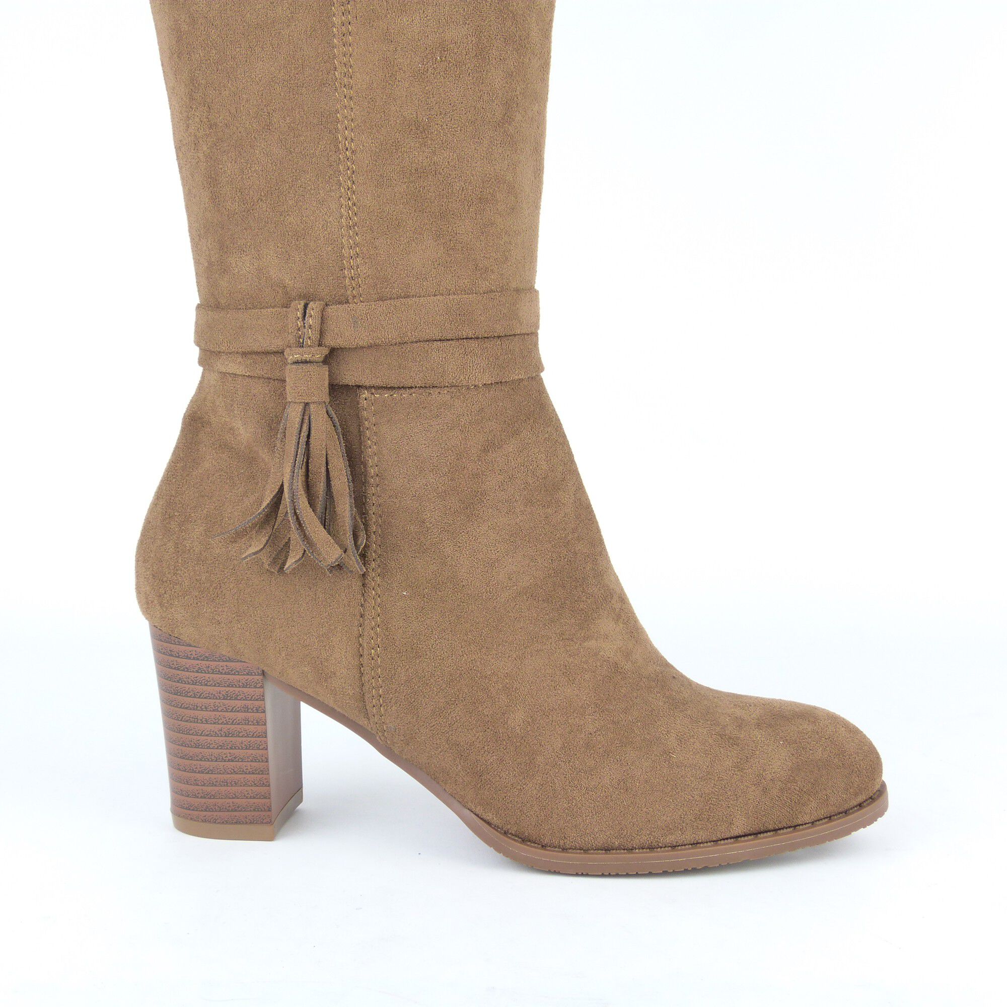 Bottes à talon avec lien cheville