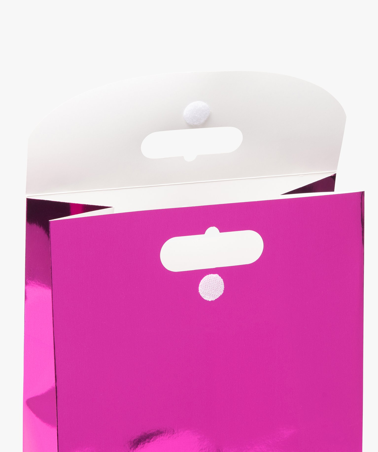 Sac cadeau petit format avec rabat scratch coloris métallisé rose | GEMO
