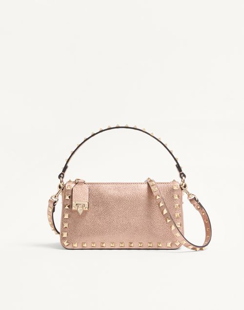 Bolsa de ombro pequena Valentino Garavani Rockstud em couro de bezerro granato laminado