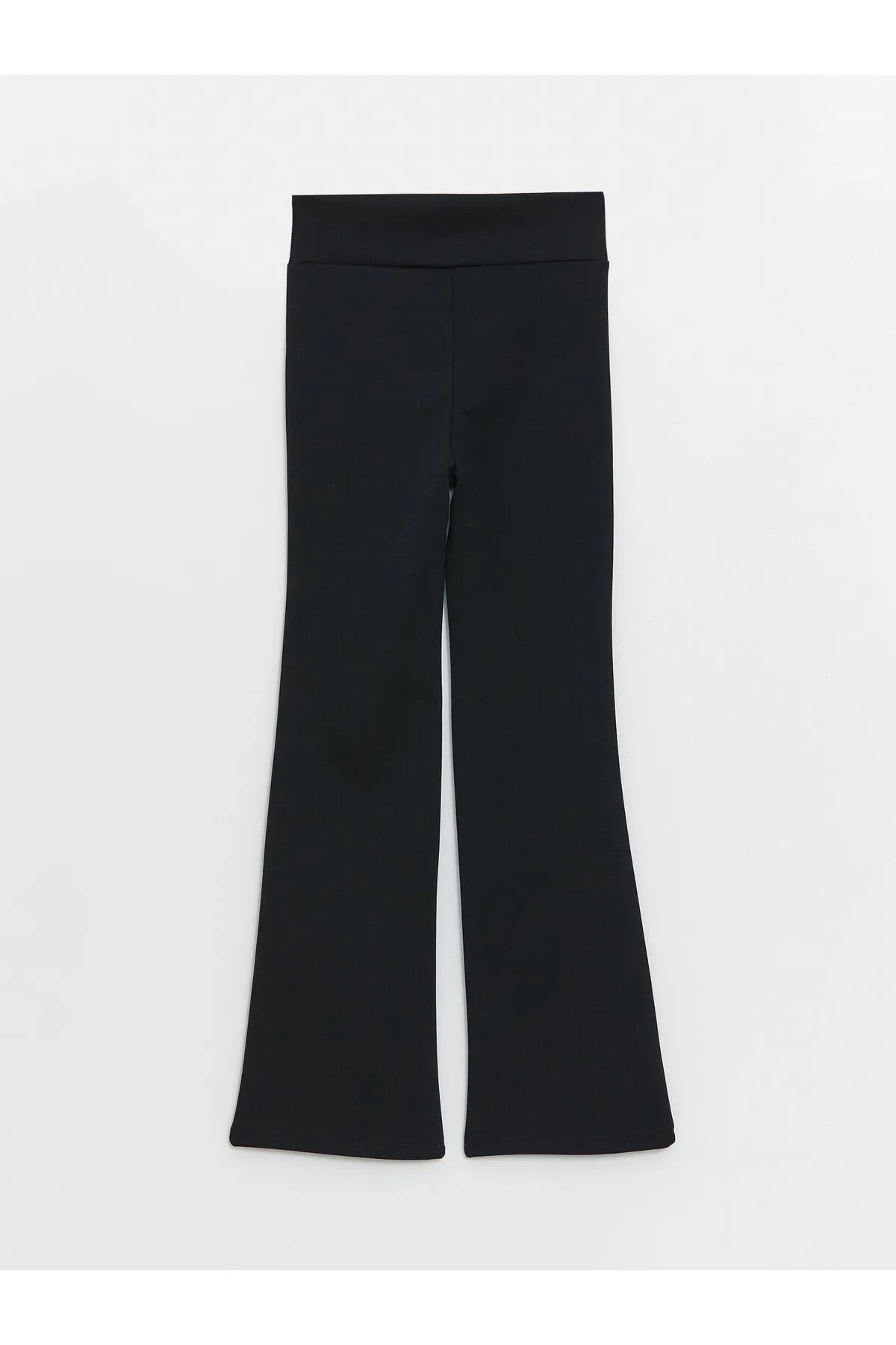 LC Waikiki  Petite Damen-Hose mit elastischem Bund und geradem Schnitt