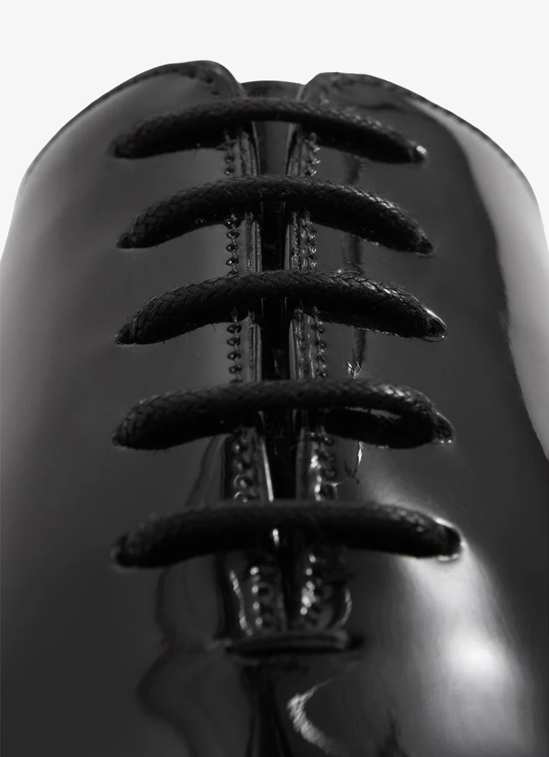 Buty sznurowane ze skóry lakierowanej Reiss Mead