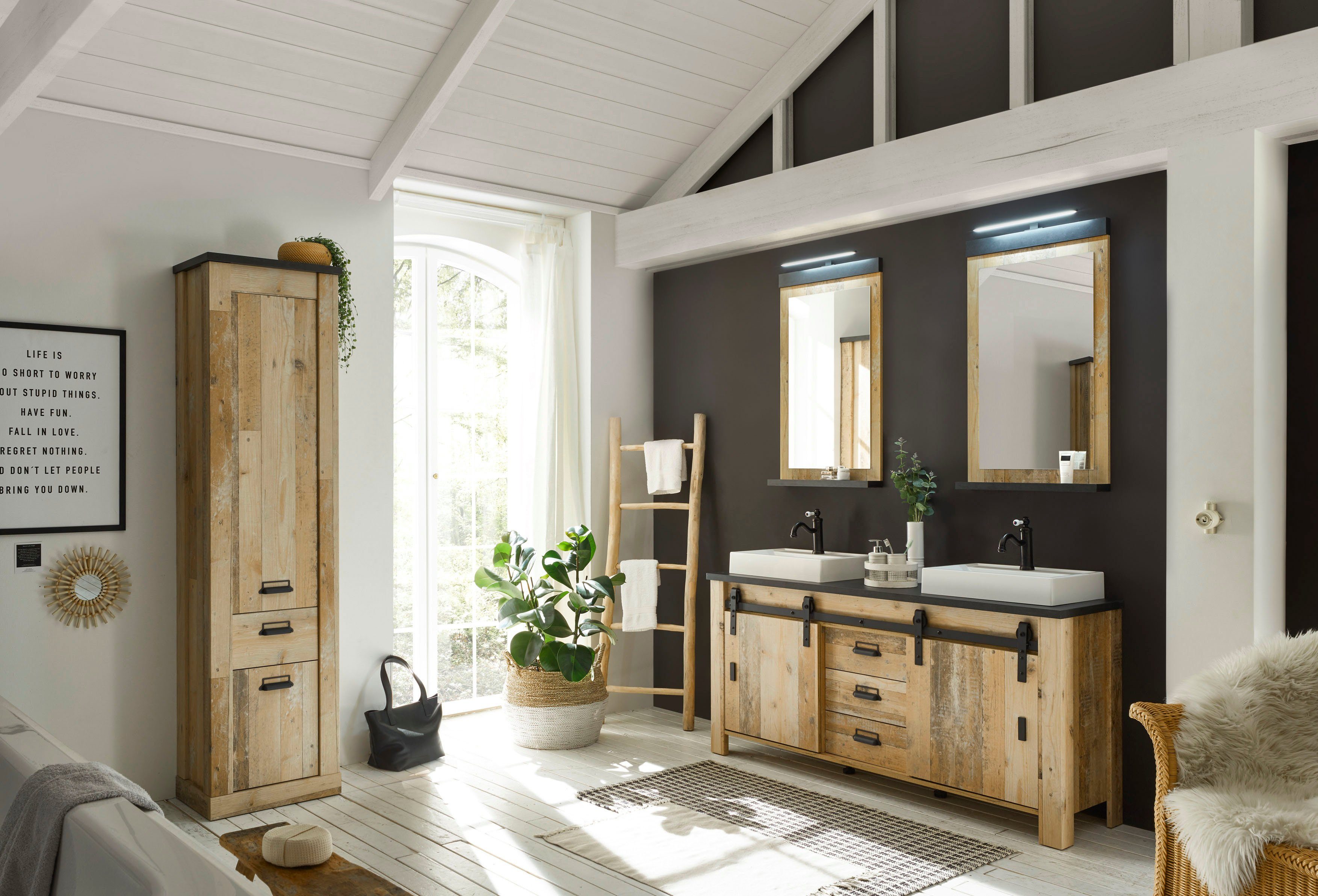 Home affaire Stauraumschrank SHERWOOD in modernem Holz Dekor, mit Apothekergriffen aus Metall, Höhe 201 cm