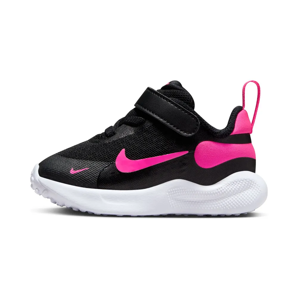 Nike Revolution 7 FB7691-002 / schwarz